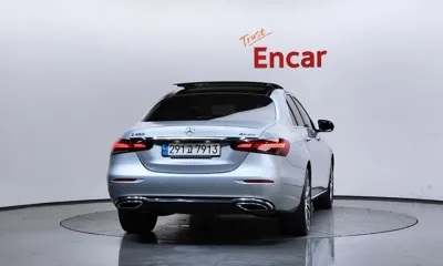 Mercedes-Benz E-Class 2023, 31456 км, за 37133.57 USD