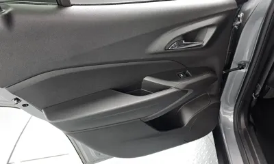ChevroletGMDaewoo Trax 2024, 51597 км, за 11384.35 USD - фото 25