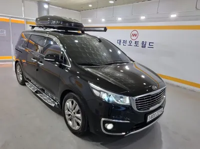 Kia Canival 2017, 121728 км, за 8923.86 USD