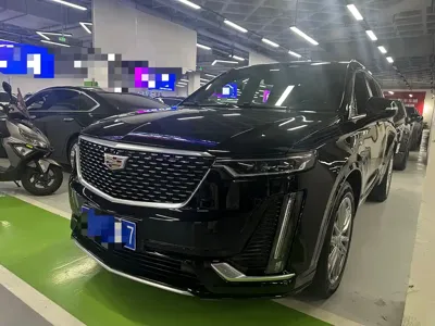 Cadillac XT6 · 2021 год