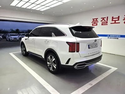 Kia Sorento 2021, 82000 км, за 18526.94 USD