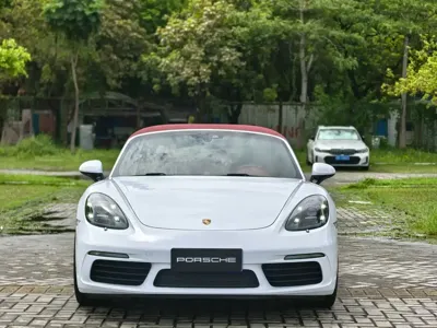 Porsche 718 2016, 100000 км, за 35019.92 USD