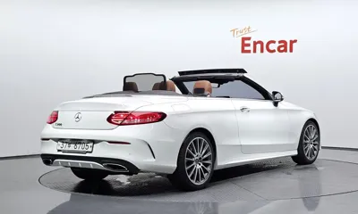 Mercedes-Benz C-Class 2018, 102903 км, за 14434.82 USD