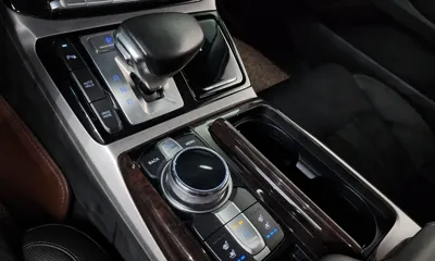 Genesis EQ900