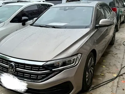 Volkswagen Sagitar · 2022 год