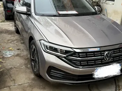 Volkswagen Sagitar 2022, 54000 км, за 8705.99 USD