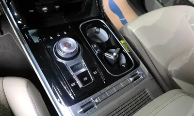 Kia Canival 2023, 55838 км, за 24437.07 USD - фото 9