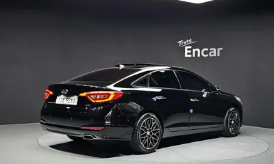 Hyundai Sonata 2015, 173933 км, за 5894.03 USD