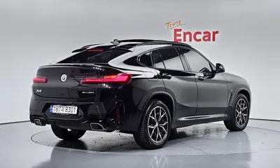 BMW X4 2024, 44583 км, за 33159.63 USD