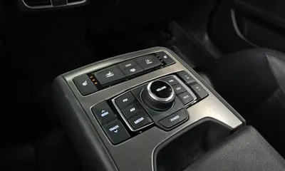 Hyundai Genesis 2016, 104214 км, за 7940.39 USD - фото 19