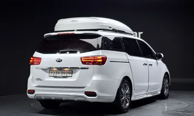 Kia Canival 2019, 109953 км, за 12286.29 USD
