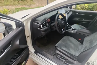 Toyota Camry 2021, 30800 км, за 18739 USD - фото 16