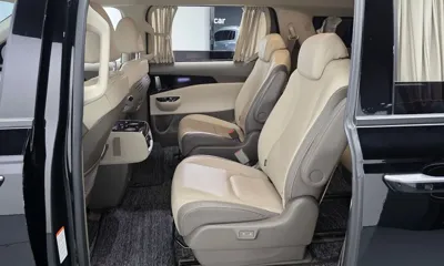 Kia Canival 2023, 73924 км, за 24681.63 USD - фото 26