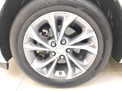 Buick Verano 2022, 26000 км, за 8210.55 USD