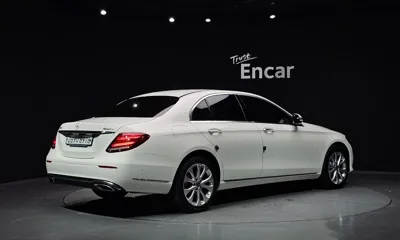 Mercedes-Benz E-Class 2020, 85784 км, за 19036.37 USD