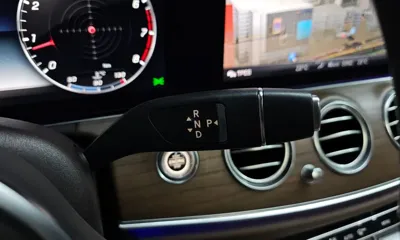 Mercedes-Benz E-Class 2020, 85784 км, за 19036.37 USD - фото 9