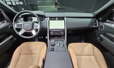 Land Rover Discovery 2024, 8613 км, за 48186.48 USD - фото 7