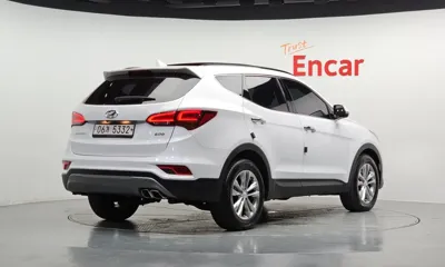 Hyundai Santafe 2018, 83329 км, за 10444.03 USD
