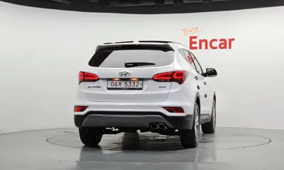 Hyundai Santafe 2018, 83329 км, за 10444.03 USD