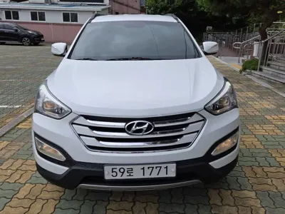 Hyundai Santafe 2014, 197170 км, за 4690.56 USD