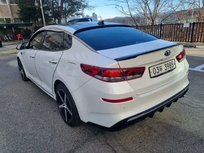 Kia K5 2019, 61800 км, за 11093.61 USD