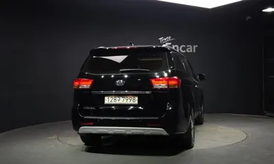 Kia Canival 2018, 108382 км, за 8334.96 USD