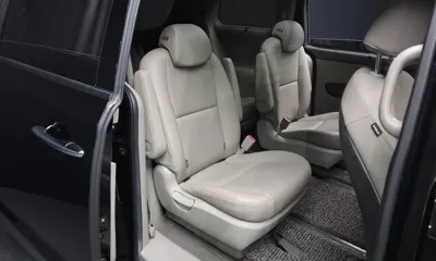 Kia Canival 2018, 108382 км, за 8320.87 USD - фото 12