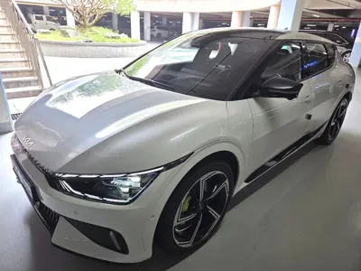 Kia EV6 2023, 39000 км, за 26977.82 USD - фото 6