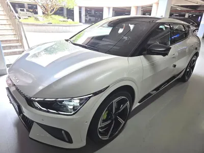 Kia EV6 2023, 39000 км, за 26977.82 USD - фото 7