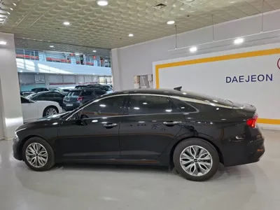 Kia K5 2023, 36477 км, за 14883.86 USD