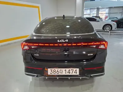 Kia K5 2023, 36477 км, за 14883.86 USD