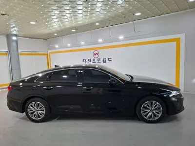 Kia K5 2023, 36477 км, за 14883.86 USD