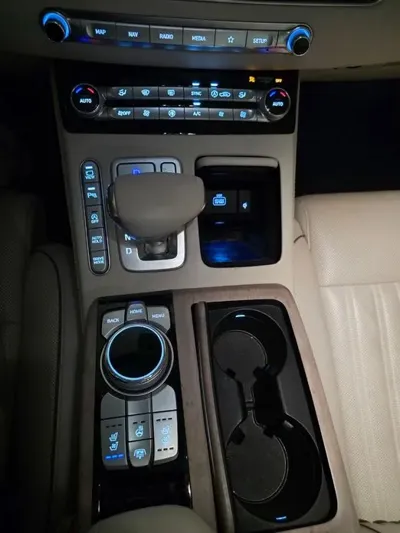 Genesis G90 2019, 78685 км, за 26058.65 USD - фото 9