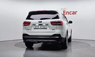 Kia Sorento 2017, 87627 км, за 9130.32 USD