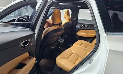 Volvo XC60 2020, 48587 км, за 26110.54 USD - фото 11