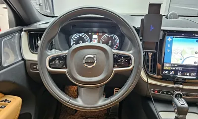 Volvo XC60 2020, 48587 км, за 26110.54 USD - фото 13