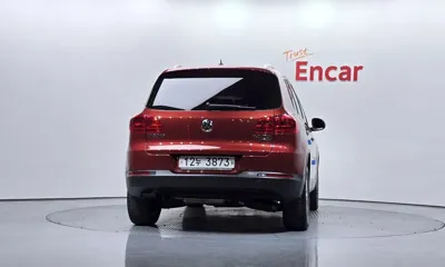 Volkswagen Tiguan 2015, 134770 км, за 4494.98 USD