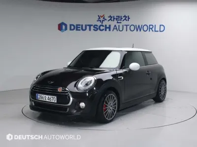 MINI Cooper · 2016 год