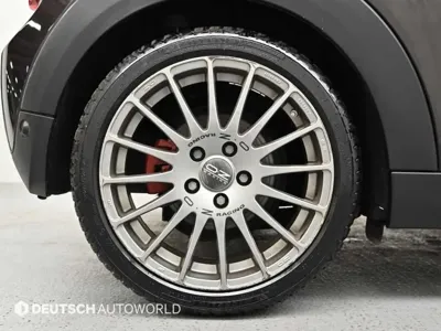 MINI Cooper 2016, 72262 км, за 5785.61 USD