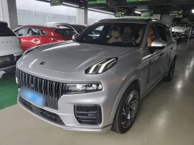 Lynk & Co 09 · 2022 год
