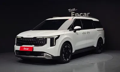 Kia Canival · 2024 год