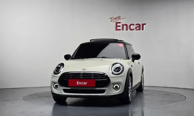 MINI Cooper 2020, 66787 км, за 10174.61 USD
