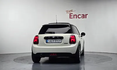 MINI Cooper 2020, 66787 км, за 10174.61 USD