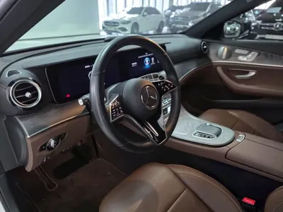 Mercedes-Benz E-Class 2022, 27079 км, за 32720.81 USD - фото 9