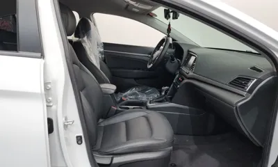 Hyundai Avante 2018, 40673 км, за 8595.43 USD - фото 26