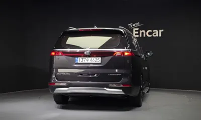 Kia Canival 2021, 203579 км, за 13062.89 USD