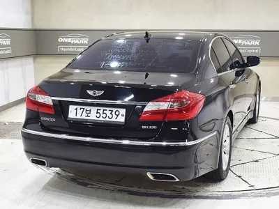 Hyundai Genesis 2012, 125539 км, за 2842.41 USD