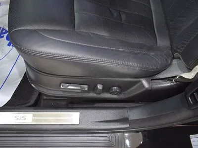 Hyundai Genesis 2012, 125539 км, за 2842.41 USD - фото 15