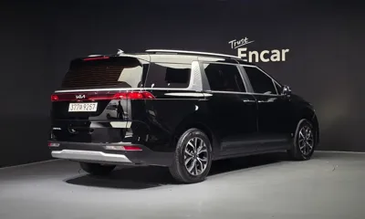 Kia Canival 2022, 131003 км, за 14267.11 USD