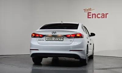 Hyundai Avante 2018, 82330 км, за 5798.05 USD